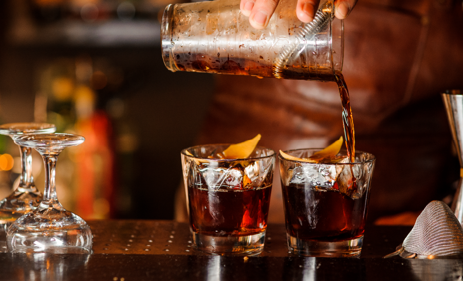 bar cocktail whisky ice malta